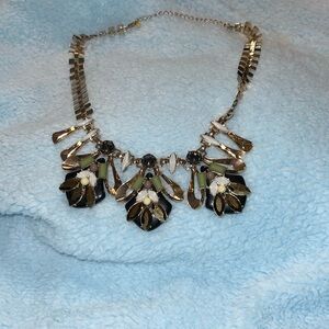 Lovely Avon whimsical ways necklace.